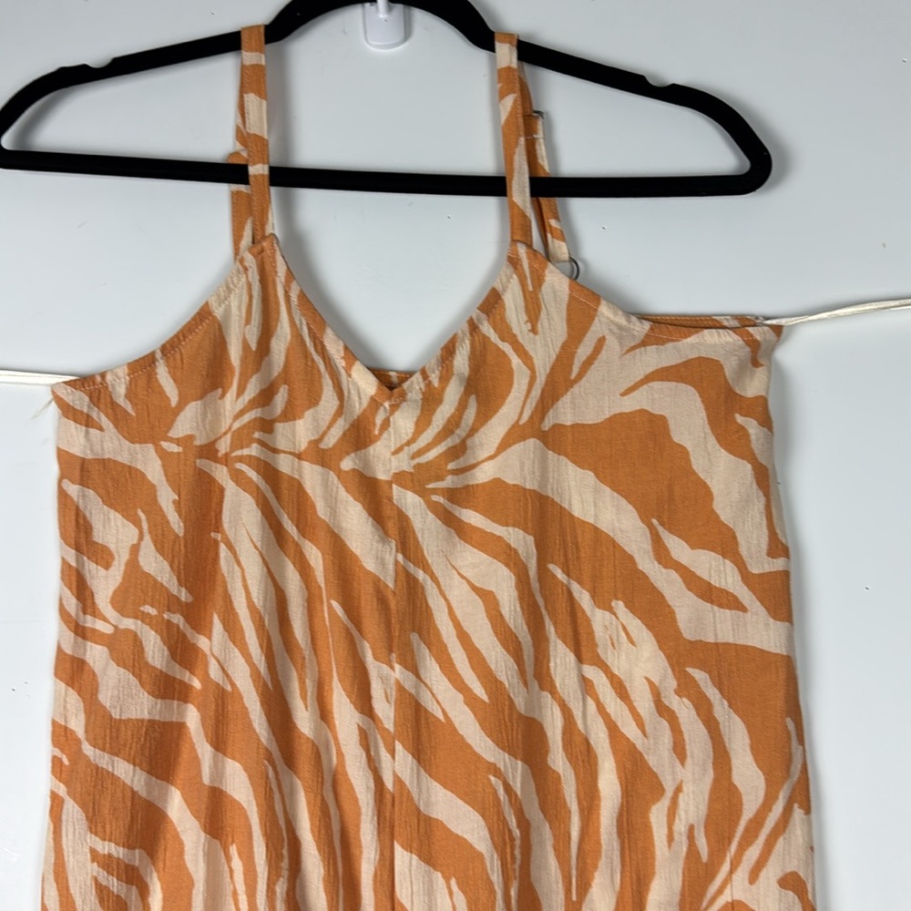 Jessica Simpson Sz S Tropical print wide leg jumpsuit Spaghetti straps NWOT - Picture 3 of 8